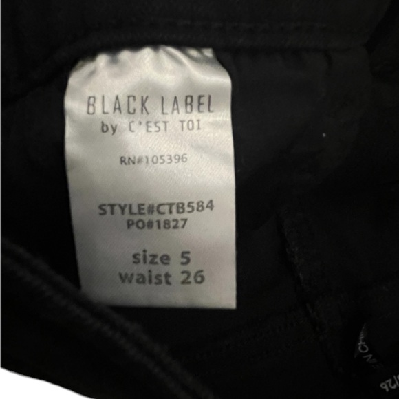 NWT- Black Label by C’est Toi High Rise Flare Black Jeans in Size 5/26 - Picture 9 of 9